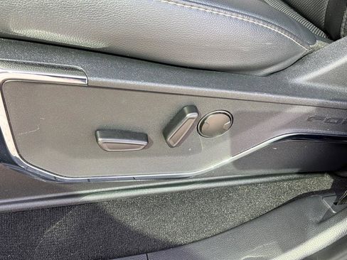 Used 2024 Ford F350 Lariat image 22