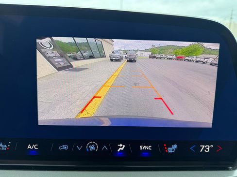 Used 2026 Chevrolet Traverse LT AWD/4WD image 15