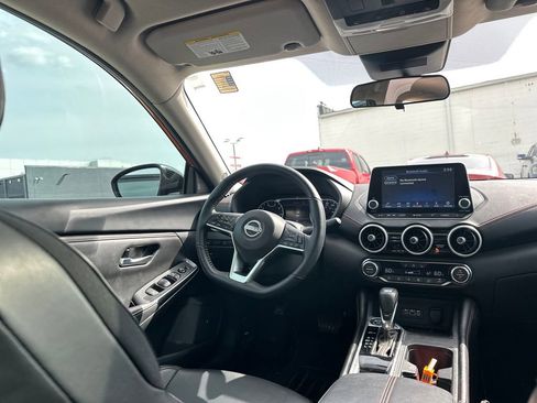 Used 2024 Nissan Sentra SR w/ SR Premium Package FWD image 14