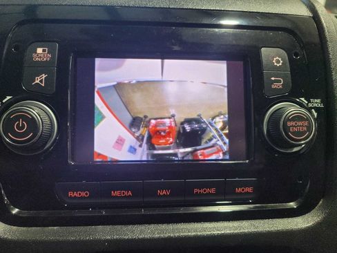 Used 2019 RAM ProMaster 2500 FWD image 64