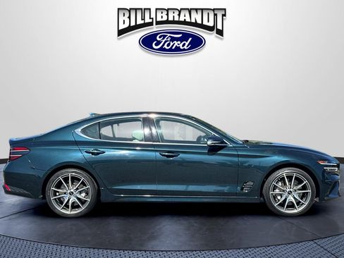 Used 2024 Genesis G70 2.5T RWD image 2