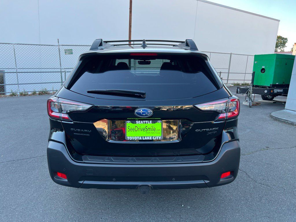 Used 2024 Subaru Outback Onyx Edition XT AWD/4WD image 5