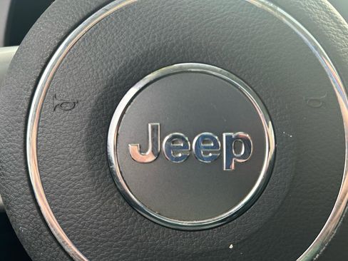 Used 2017 Jeep Compass High Altitude image 21