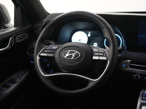 Used 2024 Hyundai Palisade Calligraphy image 15
