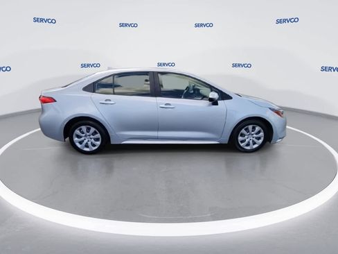 Used 2023 Toyota Corolla LE image 9