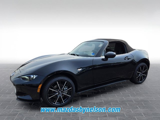 New 2026 MAZDA MX-5 Miata Grand Touring RWD image 3