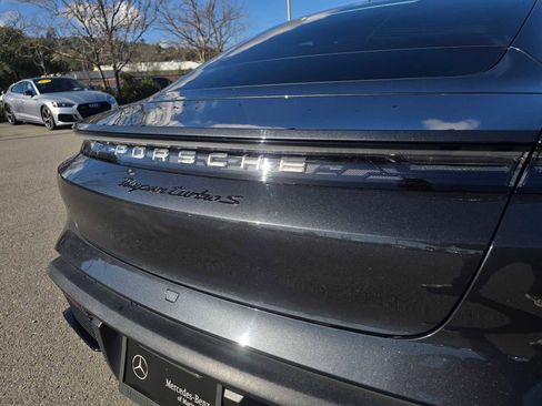 Used 2020 Porsche Taycan Turbo S image 15
