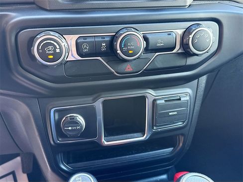 Used 2021 Jeep Wrangler Unlimited Willys image 17