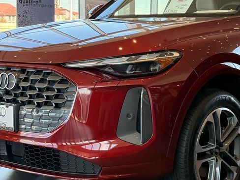 New 2025 Audi Q5 Premium image 10