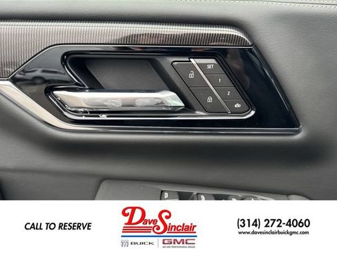 New 2026 GMC Yukon XL Elevation AWD/4WD image 13