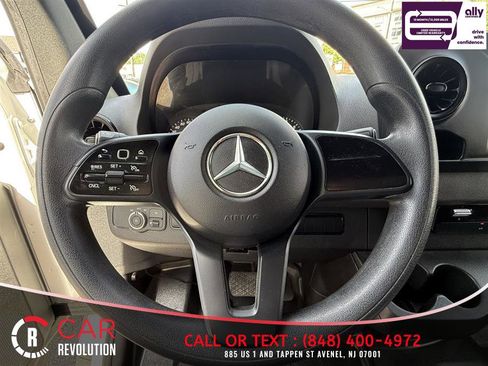 Used 2023 Mercedes-Benz Sprinter 2500 image 11
