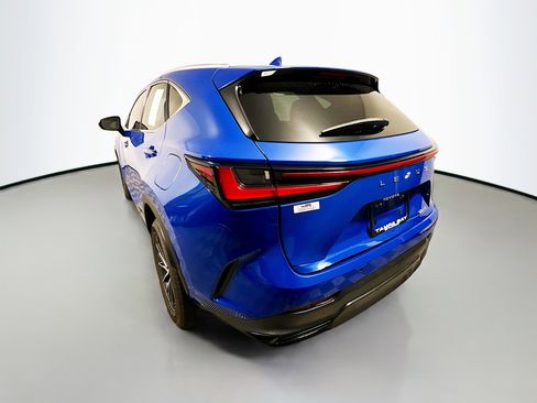 Used 2023 Lexus NX 250 FWD w/ Premium Package image 8