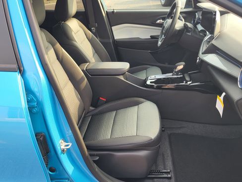 New 2026 Chevrolet Trax LT w/ Driver Confidence Package FWD image 10