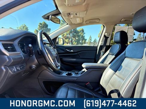 Used 2023 GMC Acadia Denali image 10