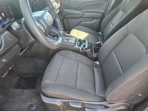 Used 2023 Chevrolet Colorado W/T RWD image 13