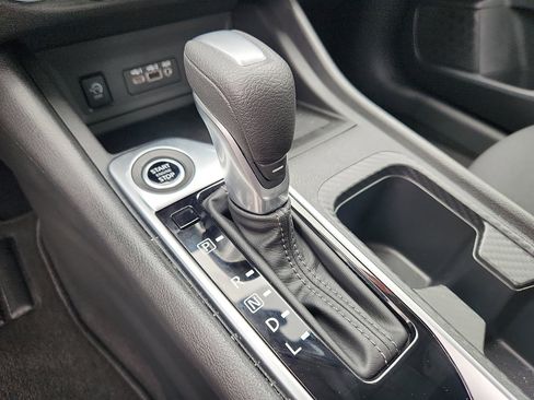 Used 2025 Nissan Sentra SV w/ All-Weather Package FWD image 14