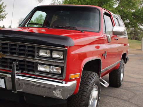 Used 1991 Chevrolet Blazer 4WD image 14