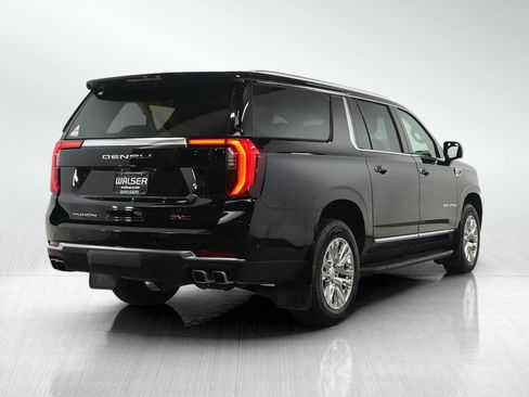 Used 2025 GMC Yukon XL Denali w/ LPO, Floor Liner Package AWD/4WD image 5