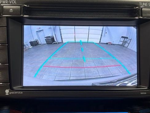 Used 2014 Toyota RAV4 XLE AWD/4WD image 22