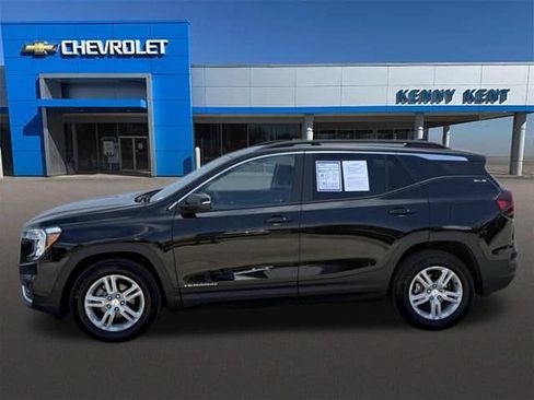 Certified 2024 GMC Terrain SLE w/ Driver Convenience Package FWD image 32