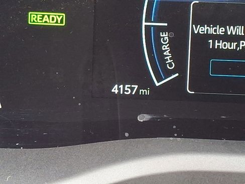 Used 2025 Toyota Camry SE w/ Convenience Package image 21