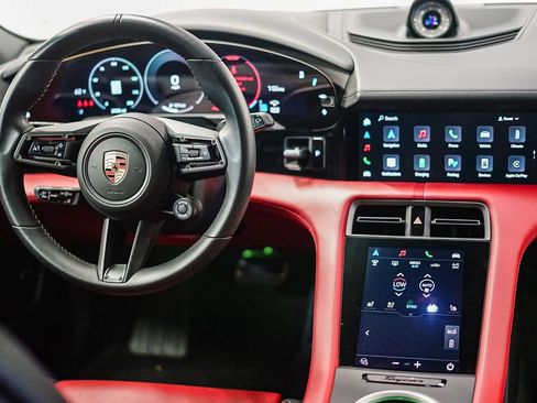 Used 2025 Porsche Taycan 4S image 13