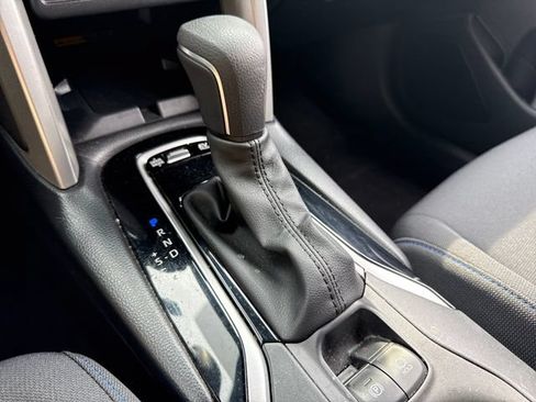 Certified 2024 Toyota Corolla Cross AWD Hybrid w/ Moonroof Package image 29