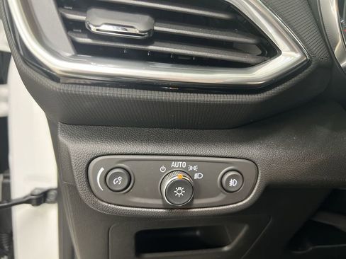 Used 2023 Chevrolet TrailBlazer LT image 17