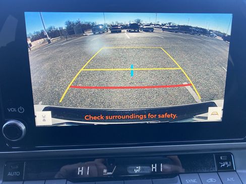 Certified 2025 Toyota Camry SE w/ Convenience Package image 25