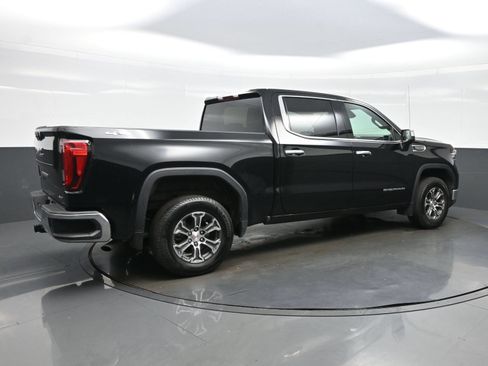 Used 2025 GMC Sierra 1500 SLT AWD/4WD image 6