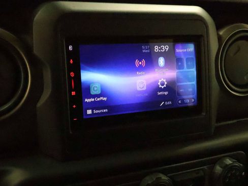 Used 2018 Jeep Wrangler Unlimited Sport S AWD/4WD image 27