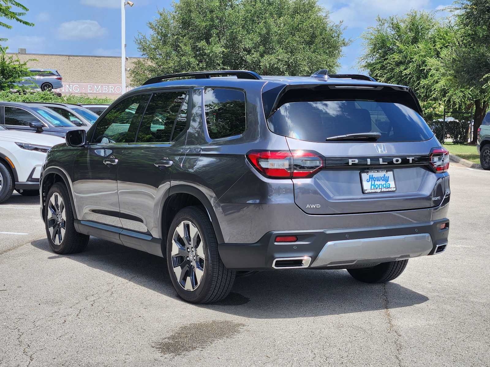 Used 2026 Honda Pilot Elite image 5