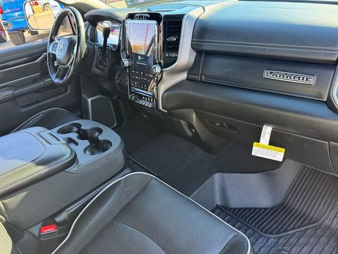 Used 2022 RAM 3500 Laramie image 22