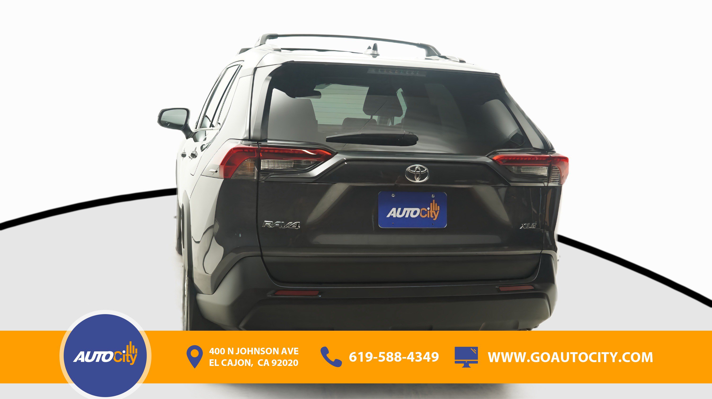 Used 2022 Toyota RAV4 XLE Premium FWD image 15