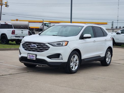 Used 2020 Ford Edge SEL FWD image 2