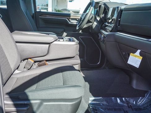 New 2026 Chevrolet Silverado 1500 LT image 12