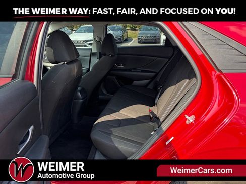 Used 2023 Hyundai Elantra SEL FWD image 18