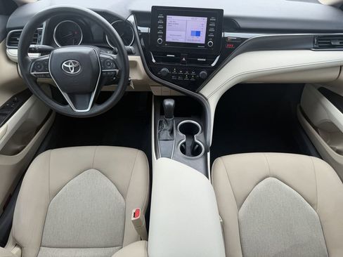 Used 2021 Toyota Camry LE FWD image 13