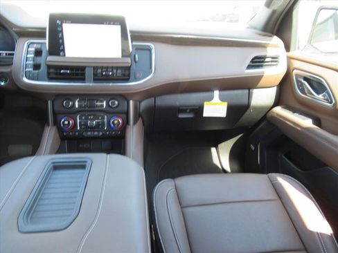 Certified 2024 Chevrolet Tahoe High Country w/ Advanced Technology Package image 15