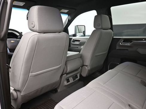 Used 2026 Chevrolet Silverado 2500 LT AWD/4WD image 16