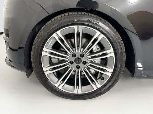 New 2026 Land Rover Range Rover Sport Dynamic SE AWD/4WD image 32