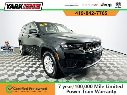 Certified 2023 Jeep Grand Cherokee Laredo w/ Luxury Tech Group I