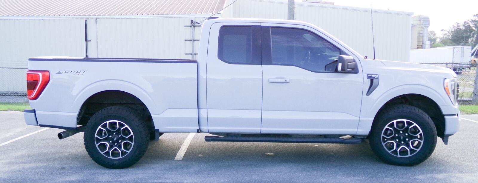 Used 2023 Ford F150 XLT w/ Equipment Group 302A High AWD/4WD image 5