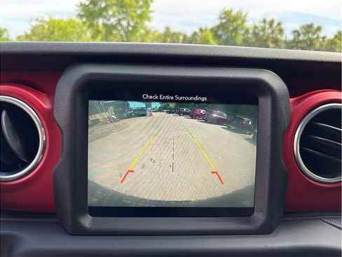 Used 2019 Jeep Wrangler Rubicon image 30