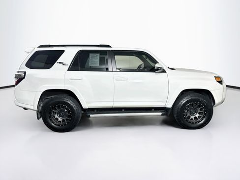 Used 2019 Toyota 4Runner TRD Off-Road Premium AWD/4WD image 10