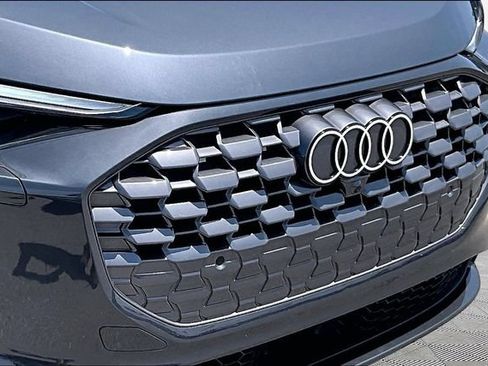 Used 2025 Audi Q5 Premium Plus w/ Premium Plus AWD/4WD image 30