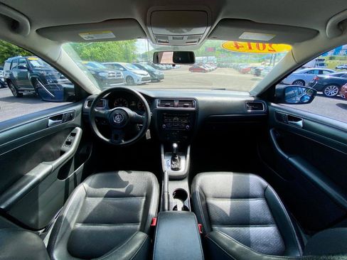 Used 2014 Volkswagen Jetta SE FWD image 16