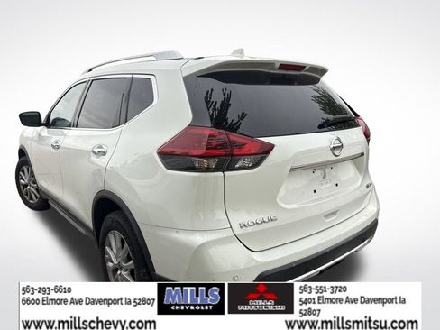 Used 2019 Nissan Rogue SV AWD/4WD image 4
