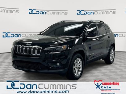 Used 2019 Jeep Cherokee Latitude w/ Popular Appearance Group