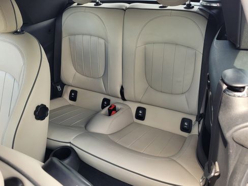 Used 2019 MINI Cooper S image 11